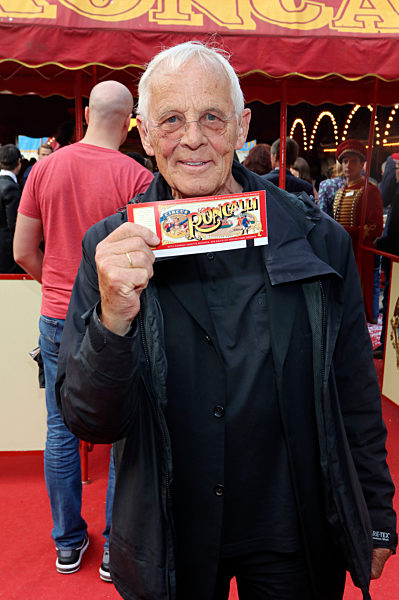 Gala-Premiere des Circus Roncalli in Hamburg