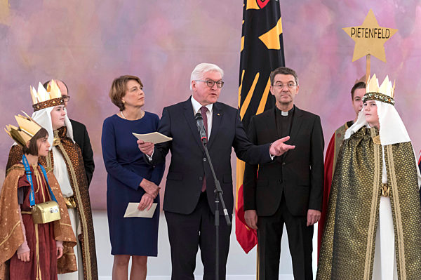Frank-Walter Steinmeier empfängt die Sternsinger in Berlin