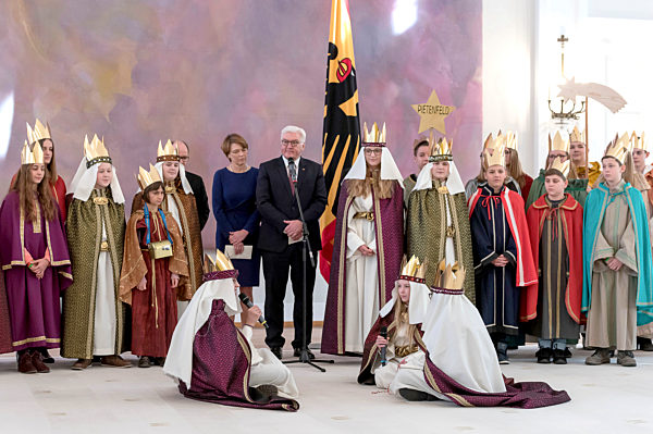 Frank-Walter Steinmeier empfängt die Sternsinger in Berlin