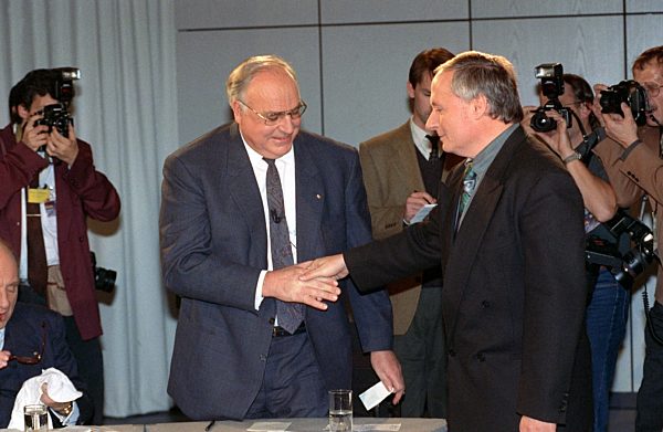 CDU siegt bei Bundestagswahl 1990