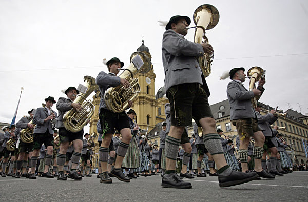 175. Oktoberfest - Schützen- und Trachtenumzug