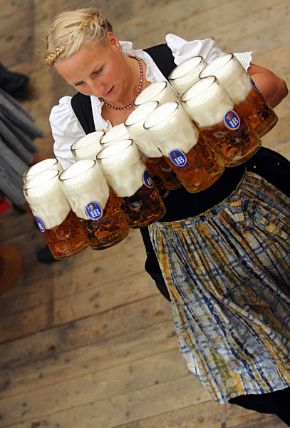 Oktoberfest - Kellnerin