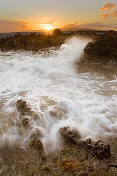 Sea waves breaking over rocks