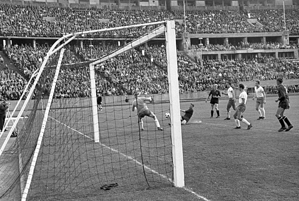 Bundesliga 1963/64 -Hertha BSC - 1. FC Nürnberg 1:1