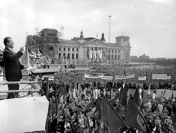 Erster Mai Demonstration in West-Berlin - 1960