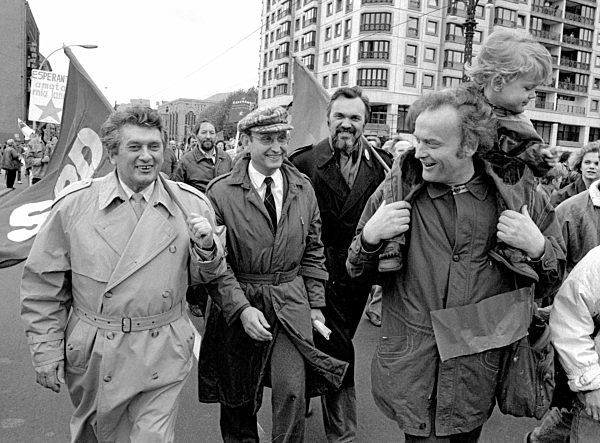 DDR - Wende - Schwierzina und Schorlemmer 1990