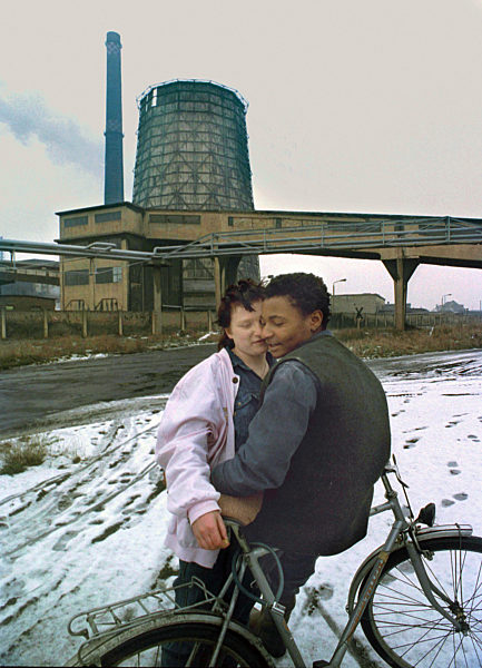 DDR - Deutsch-Afrikanisches Paar Bitterfeld 1989