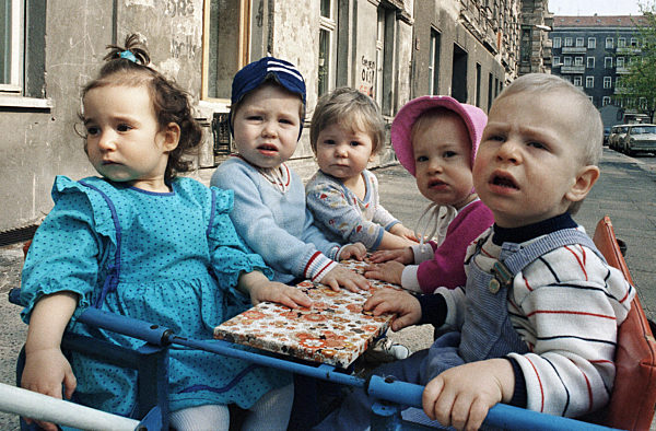 DDR - Krippenkinder 1990