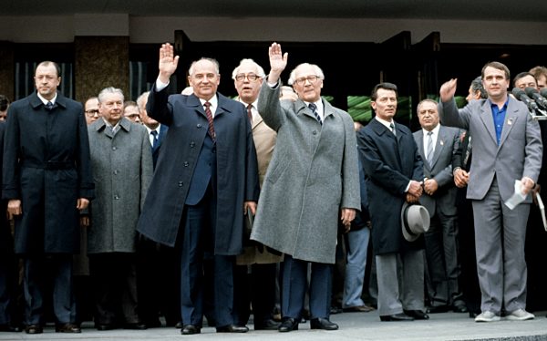 DDR - XI. Parteitag der SED