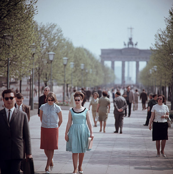 DDR - Berlin - Unter den Linden