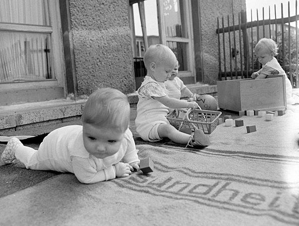 DDR -  Kindergarten/Kinderkrippe