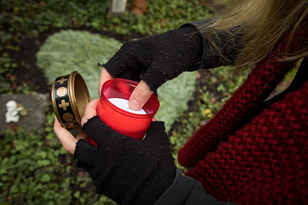 Besuch auf dem Friedhof