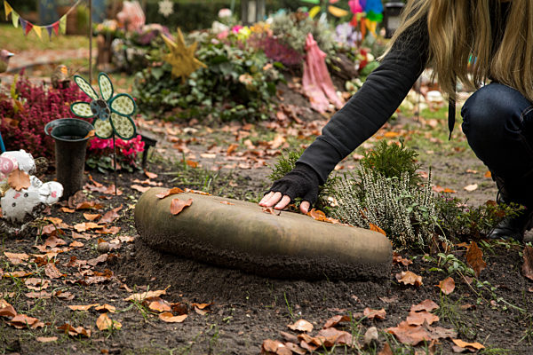 Besuch auf dem Friedhof