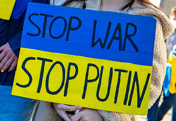 Demo gegen Ukraine Krieg Berlin