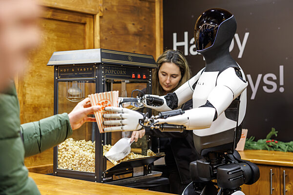 Tesla Event mit Optimus Roboter