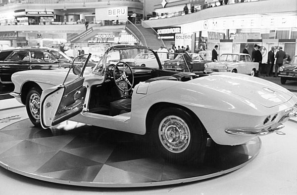 IAA in Frankfurt 1961 - Chevrolet Cabrio