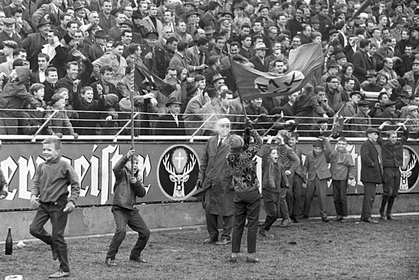 German Bundesliga 1963/64 - 1. FC Kaiserslautern - Hamburger SV 3:2
