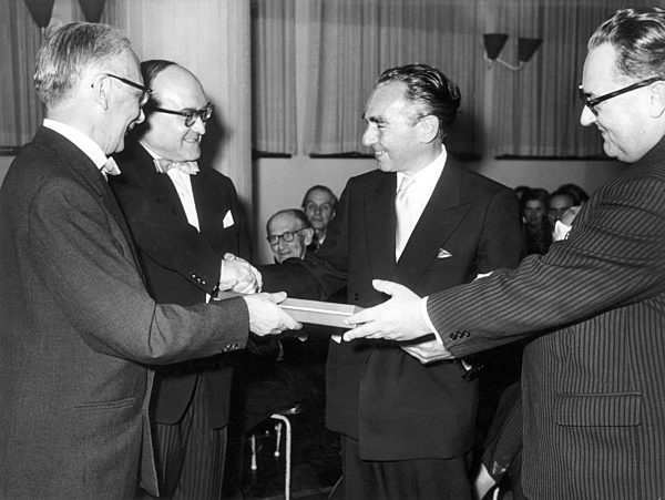 Georg Büchner Award given to Erich Kästner