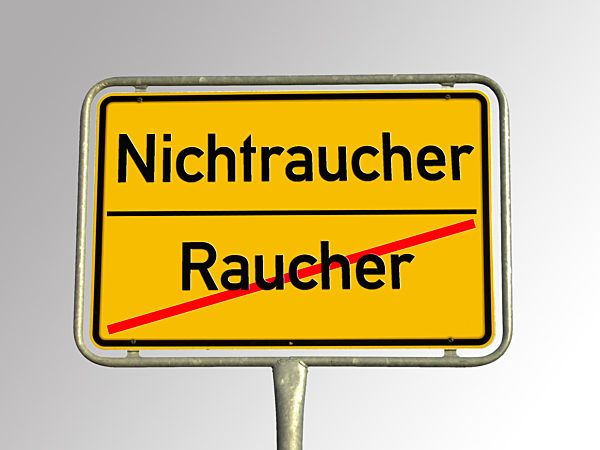 Ortsschild Raucher Nichtraucher