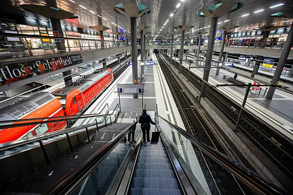 Bahnstreik am HBF Berlin