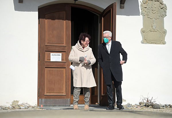 Landtagswahl in Baden-Württemberg - Stimmabgabe Kretschmann