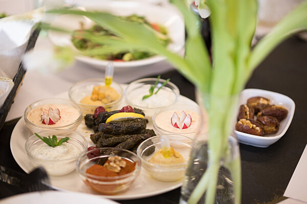 Fastenbrechen im Ramadan des House of One