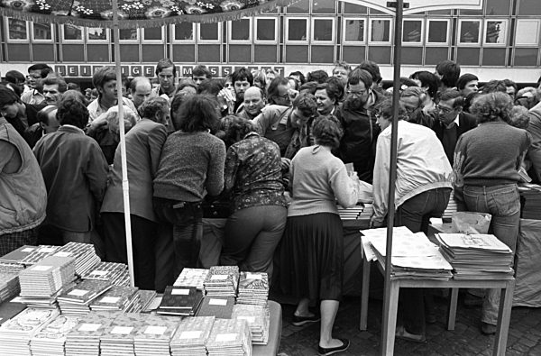 DDR - Buchmarkt in Leipzig