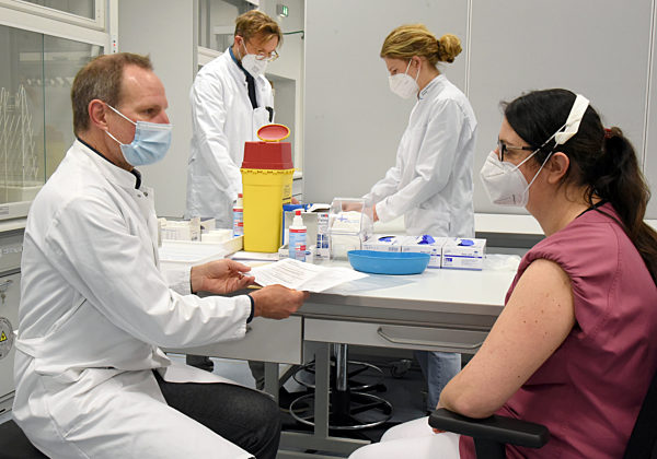 Coronavirus - Sachsen - Impfung