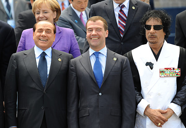 G8-Gipfel in L?Aquila - Abschluss - Gruppenfoto