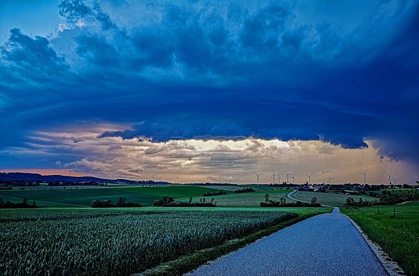 Gewitterzelle, Baden-Württemberg, Deutschland