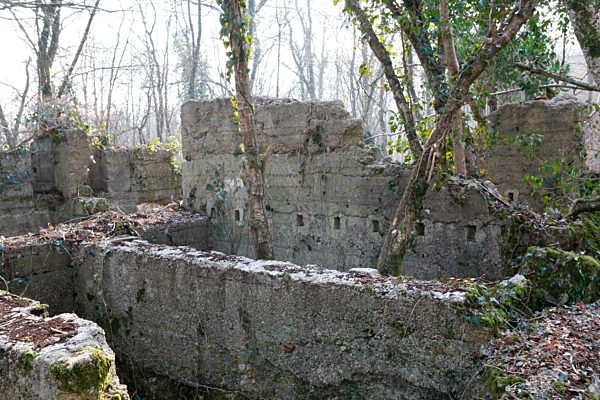 Ruinen auf dem Schlachtfeld von Verdun