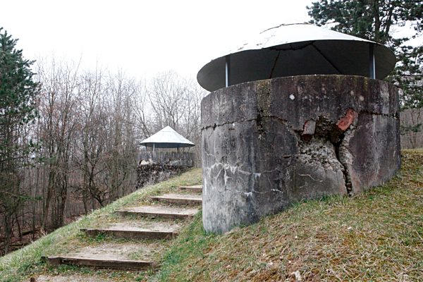 Unterstand Vier Schornsteine