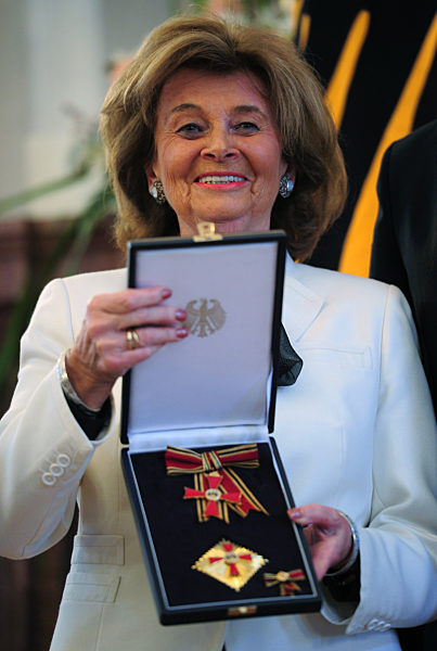 Knobloch mit Großem Verdienstkreuz geehrt