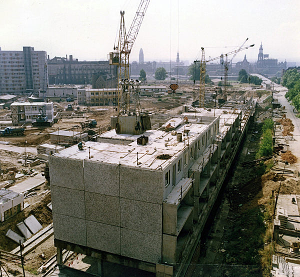 DDR - Wohnungsbau in Dresden