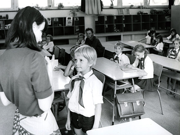 DDR - Zeugnisausgabe