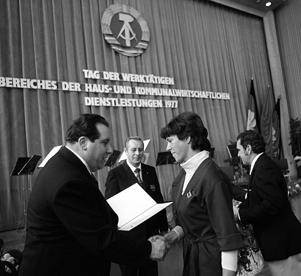 DDR - Auszeichnung für Werktätige