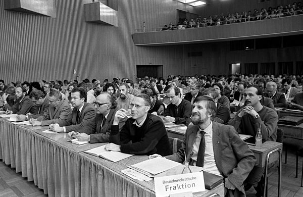 DDR - Wende - Stadtverordnetenversammlung Dresden
