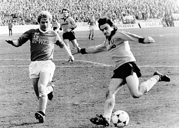 DDR - Fußball - Dynamo Dresden - FC Rot-Weiß Erfurt 5:1 - 1984