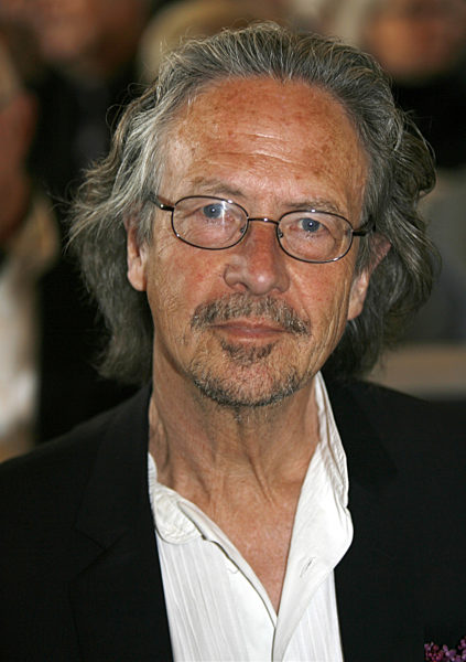 Der Autor Peter Handke schaut am 27.04.2008 vor der Verleihung des...