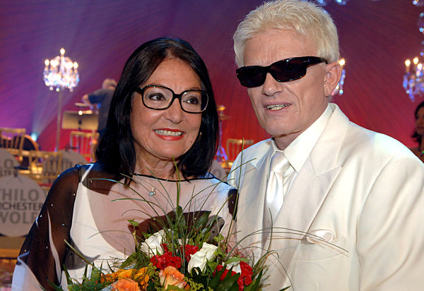Sänger Heino und Sängerin Nano Mouskouri bei der Aufzeichnung der...