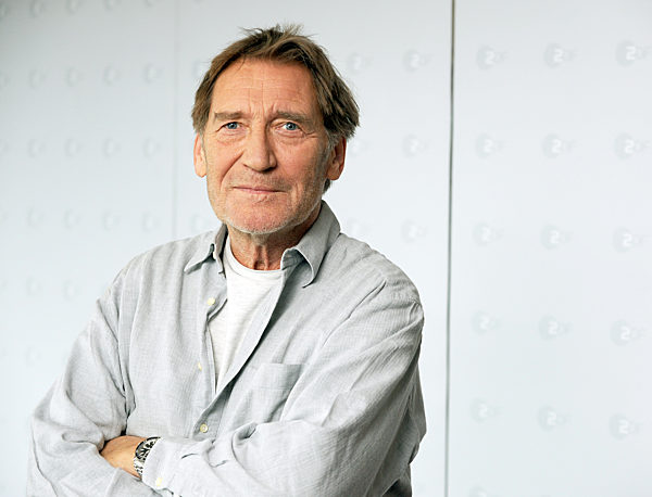 Der Schauspieler Matthias Habich (in der Rolle des Peter Grabowski) am...