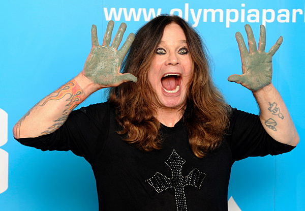 Ozzy Osbourne gibt Hände-Abdruck für Walk of Stars