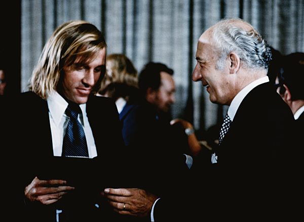 Bundespräsident Scheel und Günter Netzer