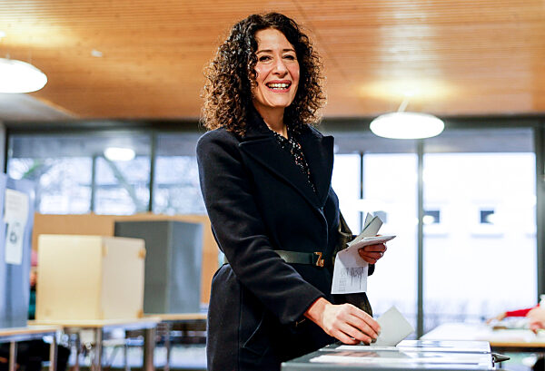 Wiederholungswahl Berlin -Stimmabgabe Jarasch