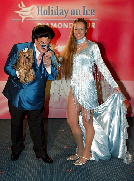 Moshammer kreierte Diamanten-Kleid für "Holiday on Ice"