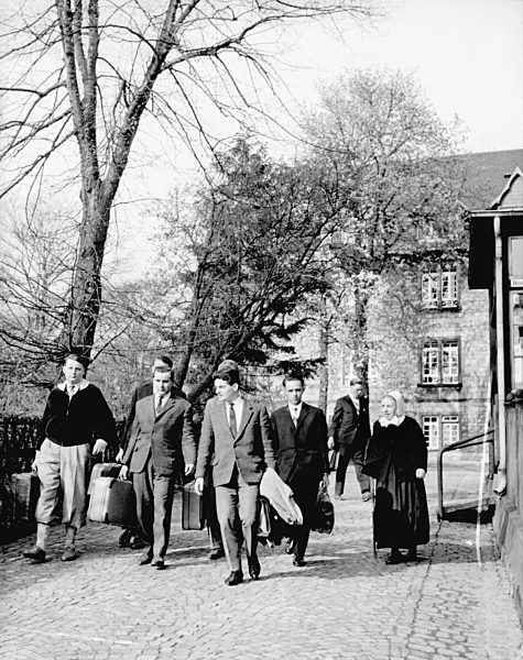 Erste Kriegsdienstverweigerer haben Ersatzdienst angetreten