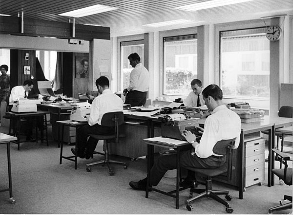 Spanisch editorial services with dpa in Hamburg