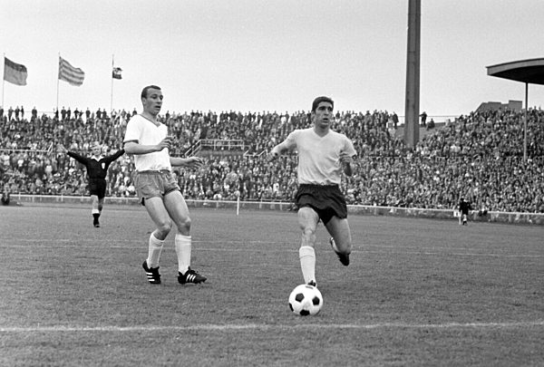 German Soccer League - 1967-1968 - SV Werder Bremen - Borussia Dortmund 2-1