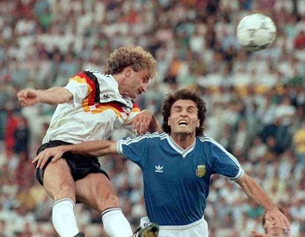 Soccer World Cup 1990: Germany vs Argentina - Voeller vs. Ruggeri