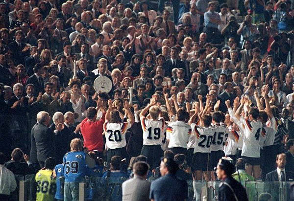 Soccer World Cup 1990: Germany wins world cup